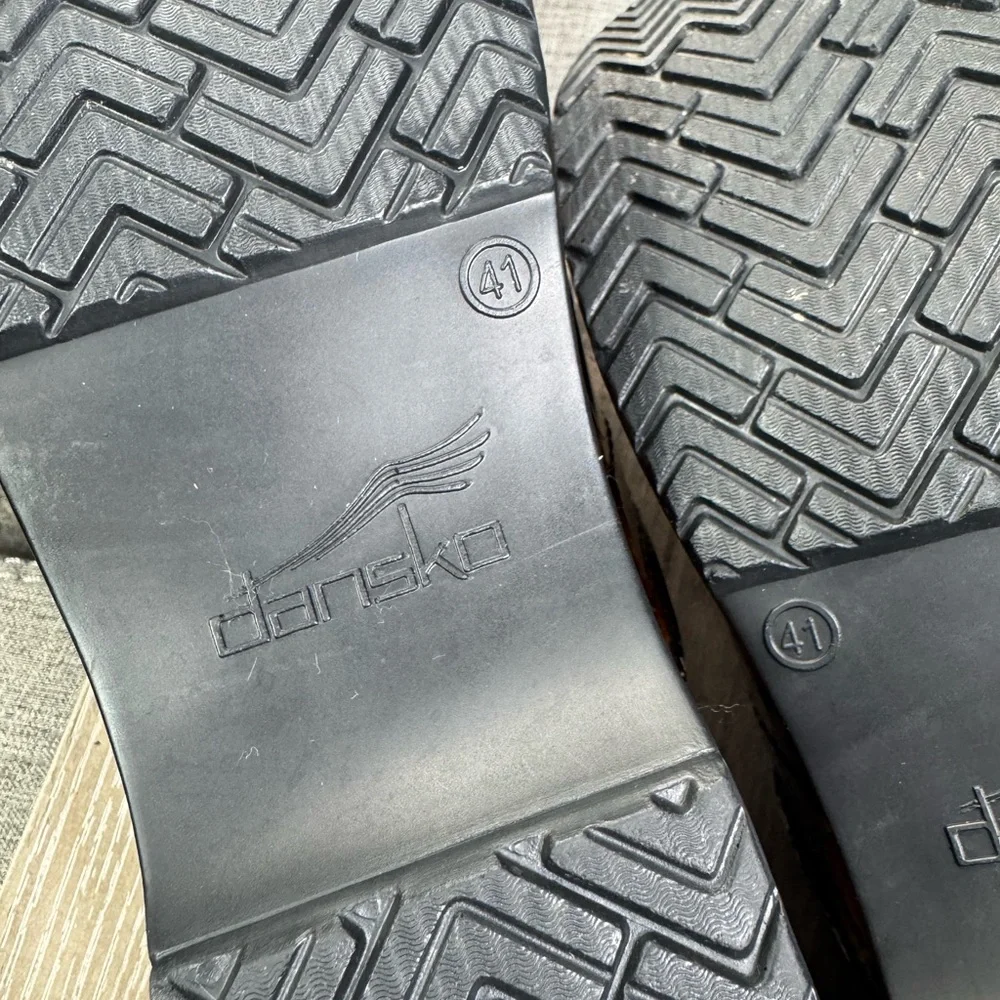 Dansko Professional Leather Clogs Shoes Women’s Size 41 Orange Brown Embossed - Picture 11 of 14